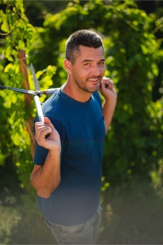 Graeme Bott dans les vignes